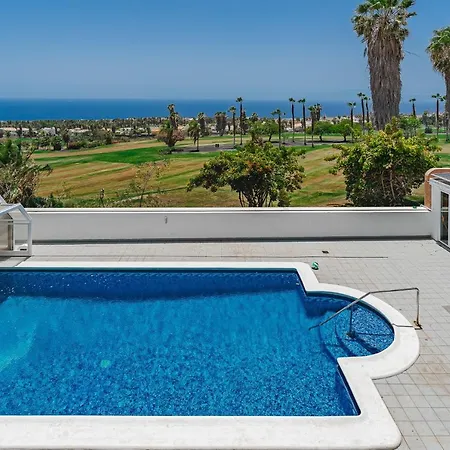 Gorgeous Golf Holiday home *