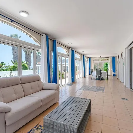 Holiday home Gorgeous Golf