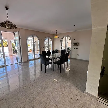 Semesterbostad Gorgeous Golf Heated Pool Sea View Costa Adeje (Tenerife)